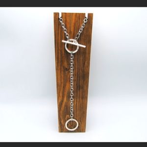 Vintage toggle necklace